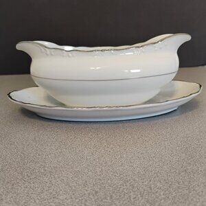 Ceramic Guild Fine China Vintage Brocade Pattern Gravy/Sauce Boat